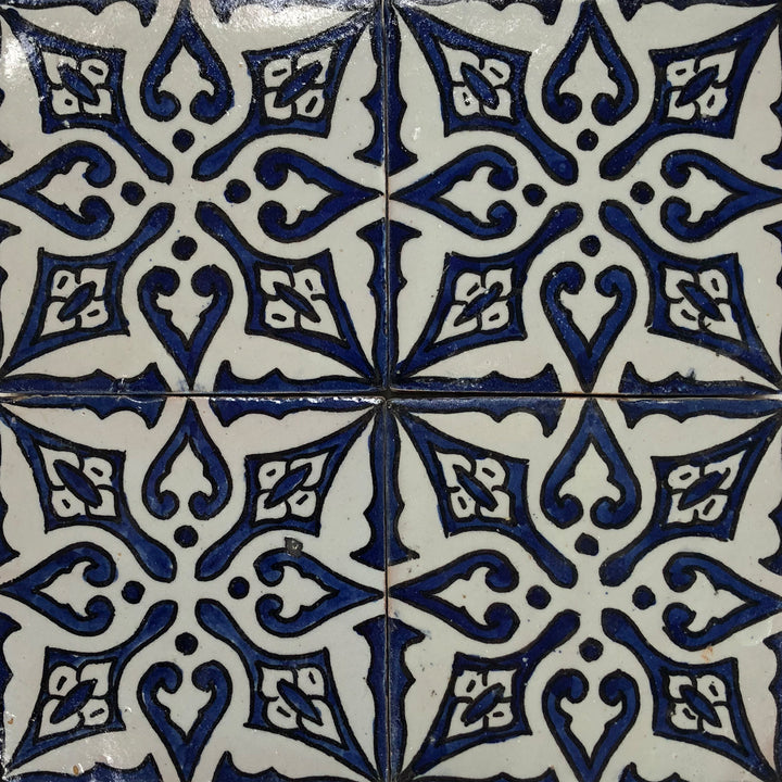 Hand painted tile Sara Blue