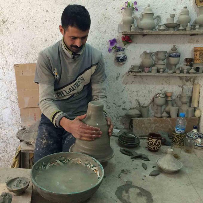 Moroccan ceramic sink Fes2